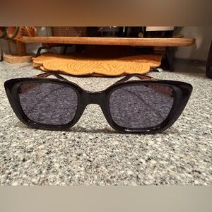 Womens Steve Madden Dawson Design Black Gold Frame